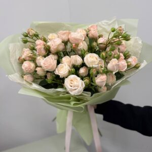 buket-iz-kustovoj-rozy-kajf